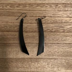 Nickel and Suede Black Earrings